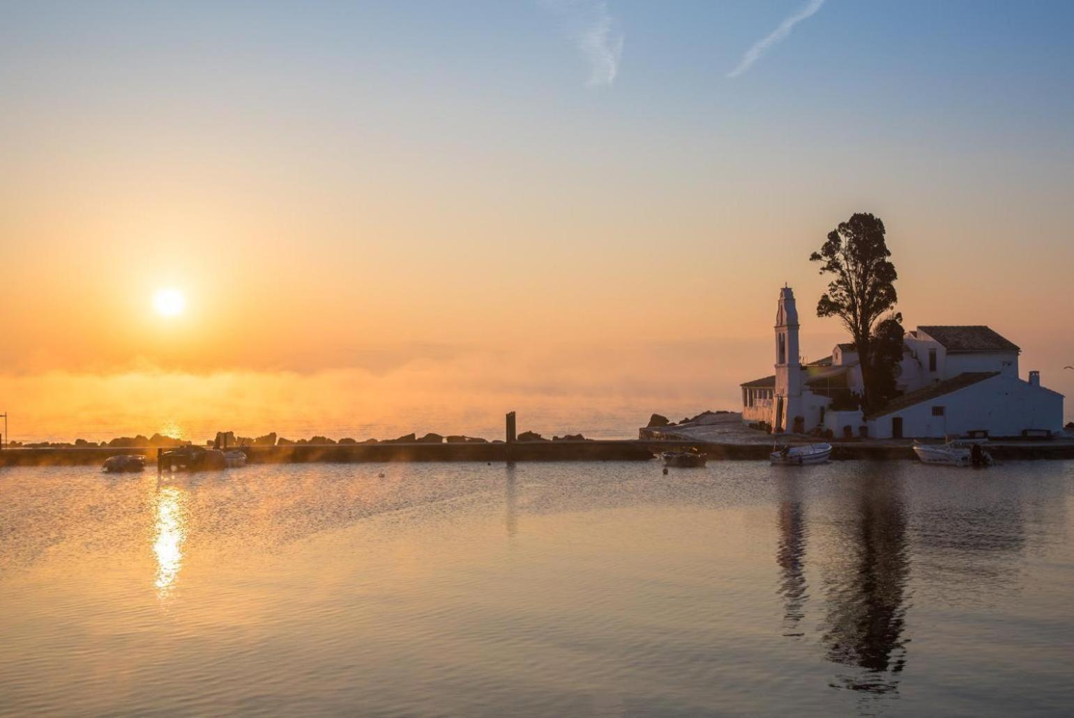 Villa Golden Tiara Agioi Deka  Exteriér fotografie