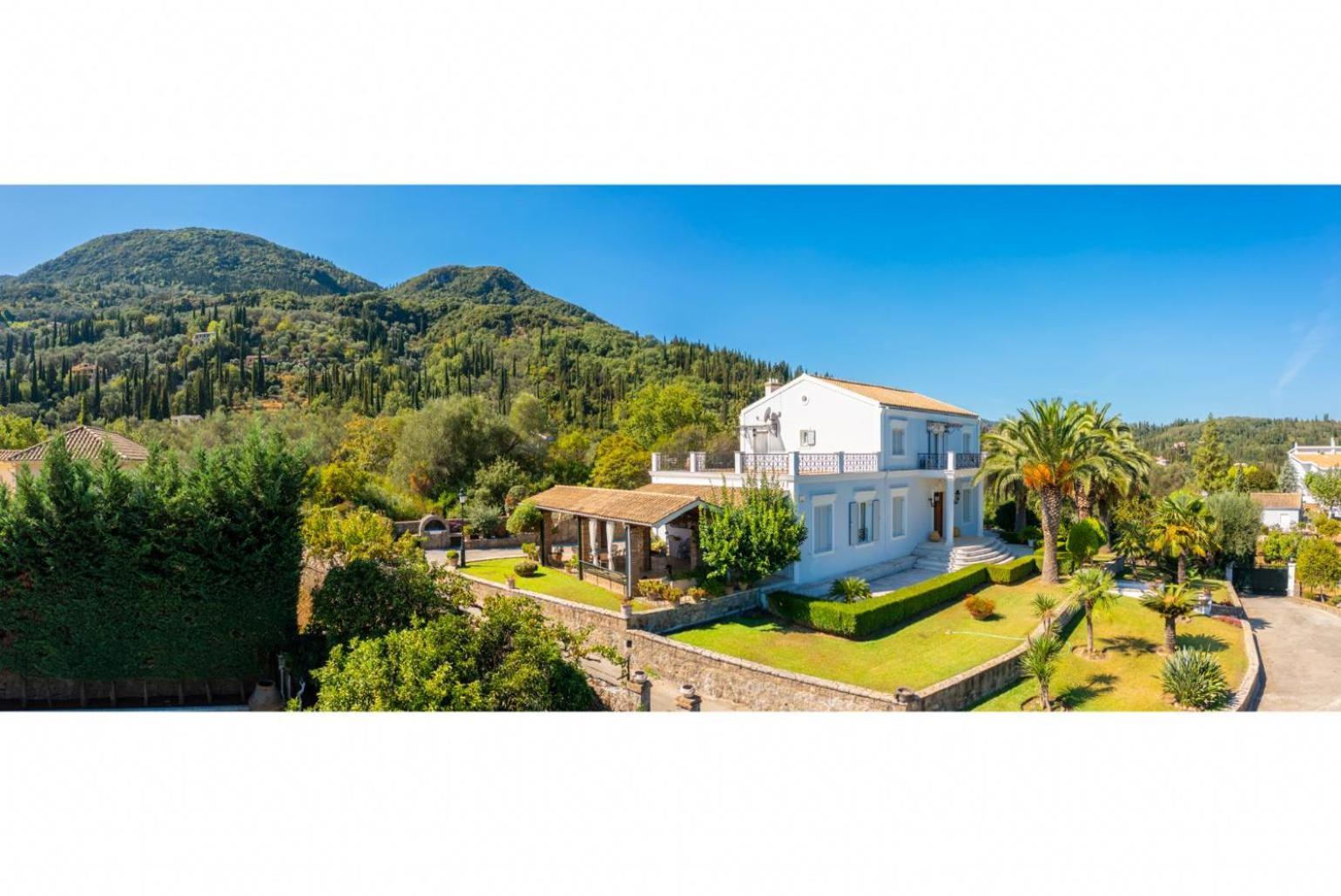 Villa Golden Tiara Agioi Deka  Exteriér fotografie
