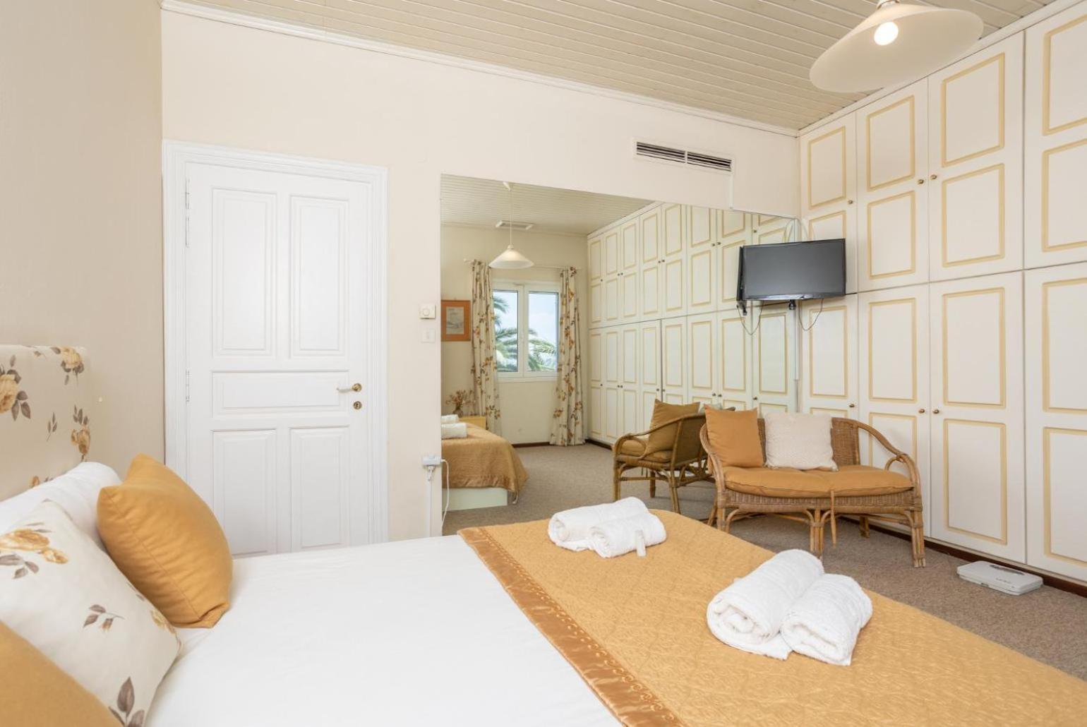 Villa Golden Tiara Agioi Deka  Exteriér fotografie