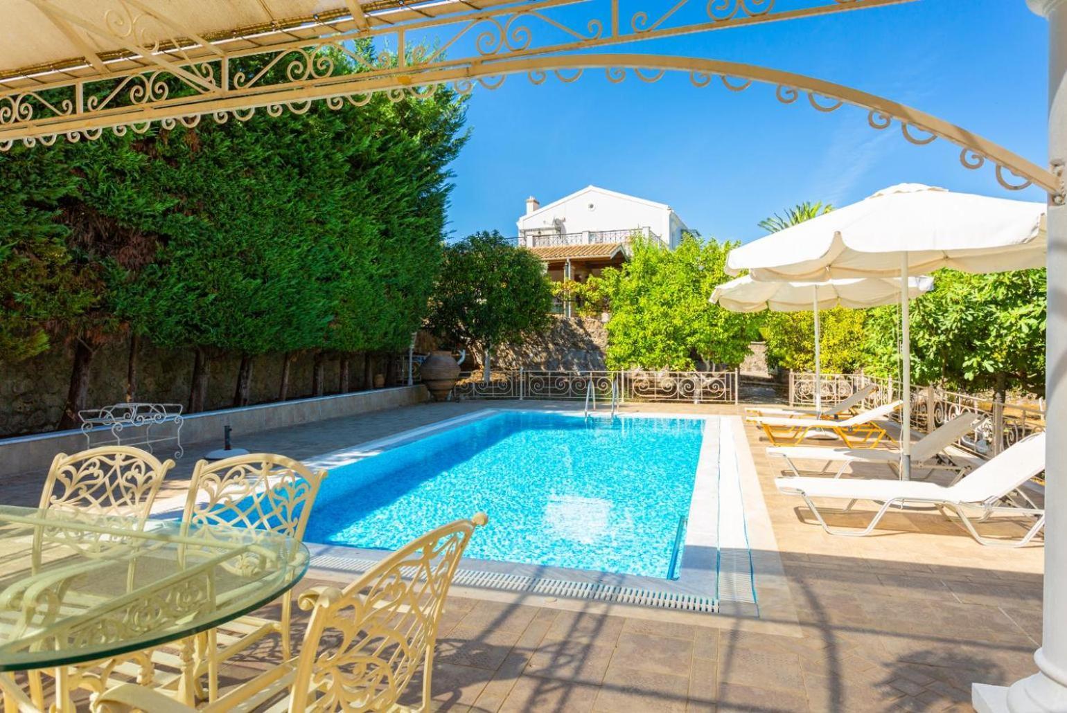 Villa Golden Tiara Agioi Deka  Exteriér fotografie